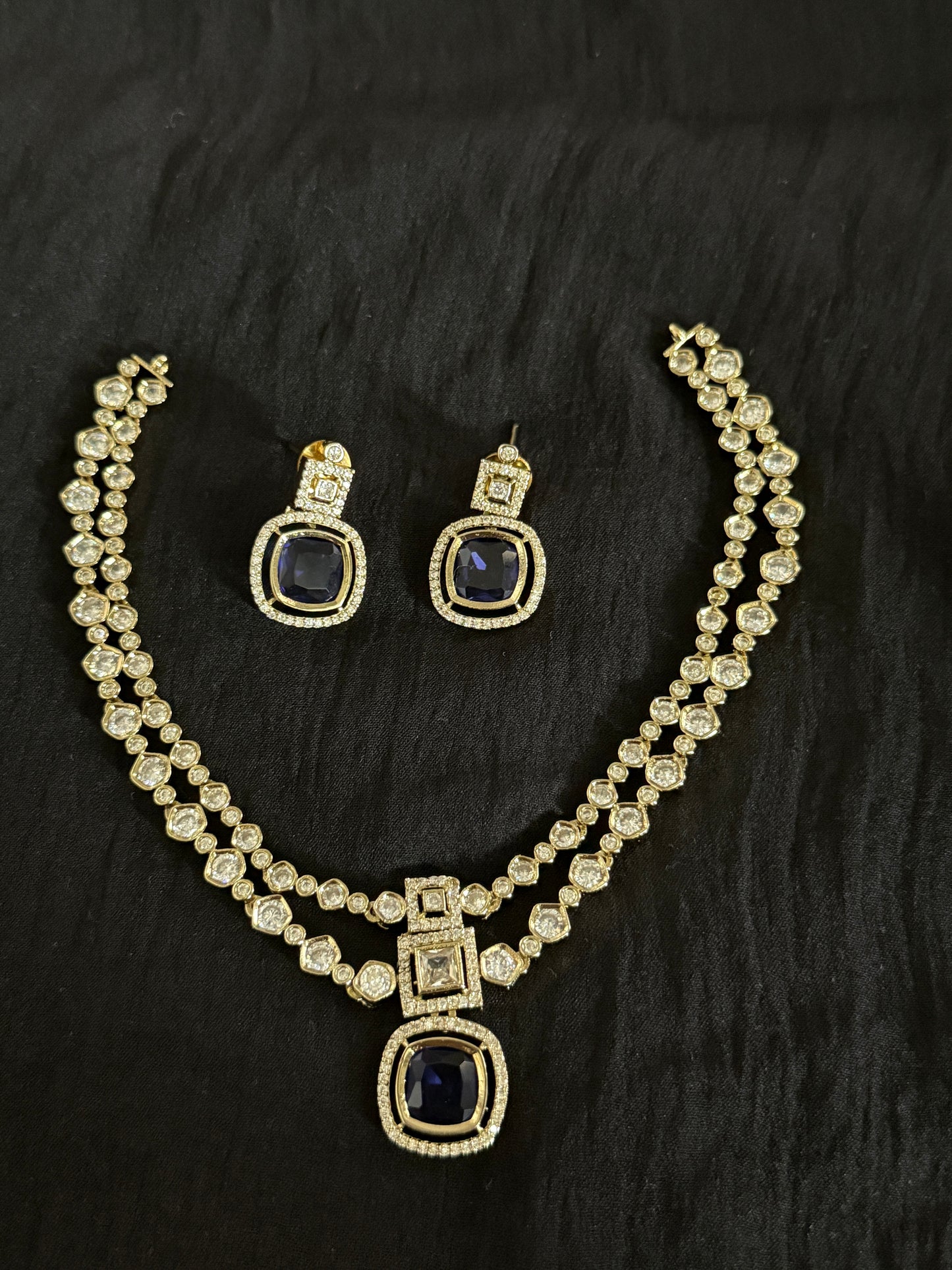 Victoria Midnight Blue & Stone Necklace Set – FT-110