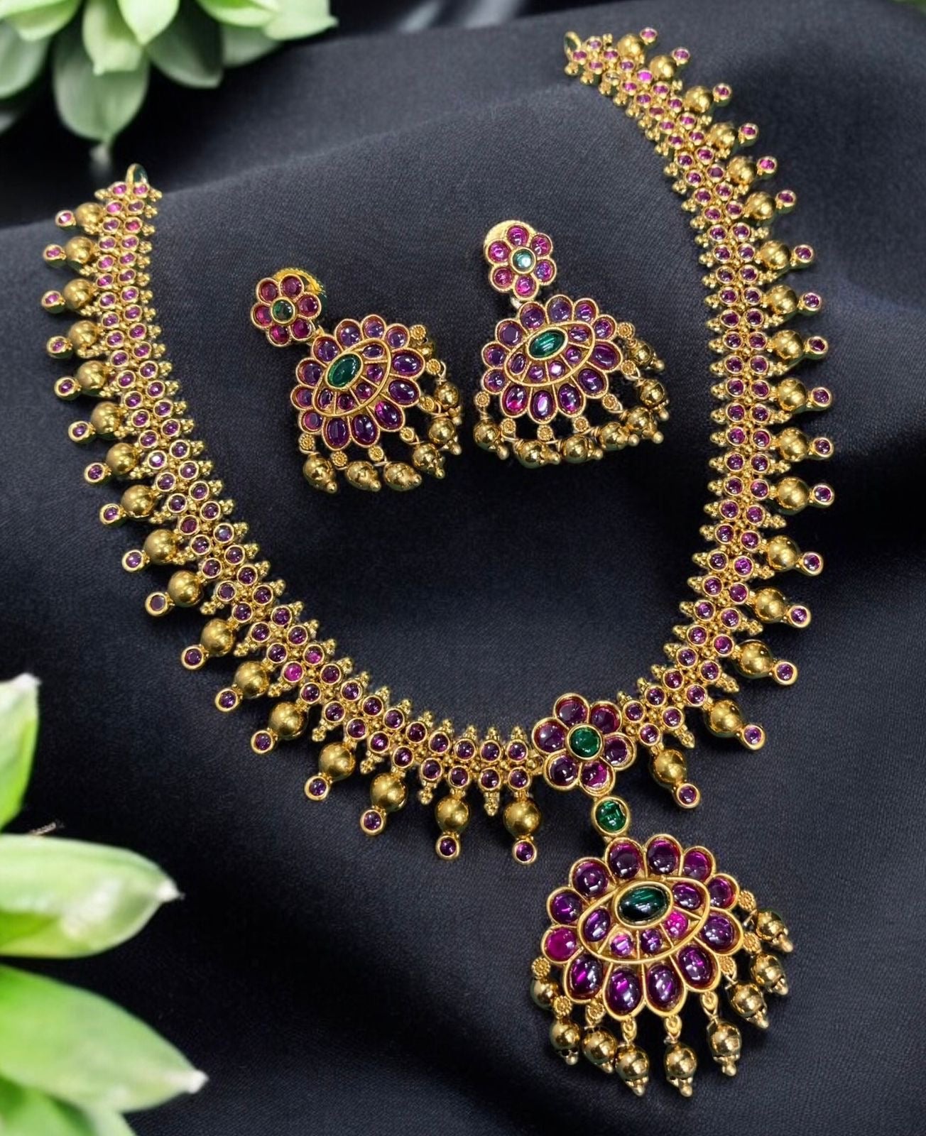 Traditional Kemp Stone Gold-Plated Necklace Set