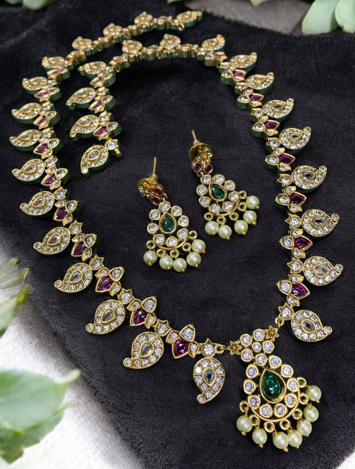 Antique Gold-Tone Necklace & Earring Set with Pearl Drops