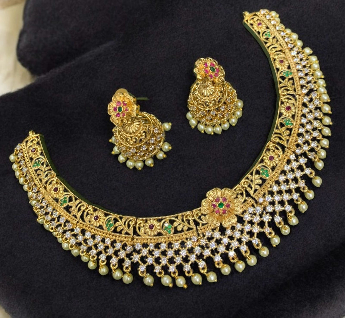 Traditional Temple Jewelry Set – Gold Tone with Pearls & Stones