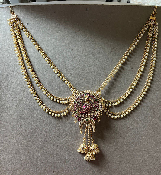 Temple Jewelry Hair Chain – Peacock Pendant & Pearl Drops