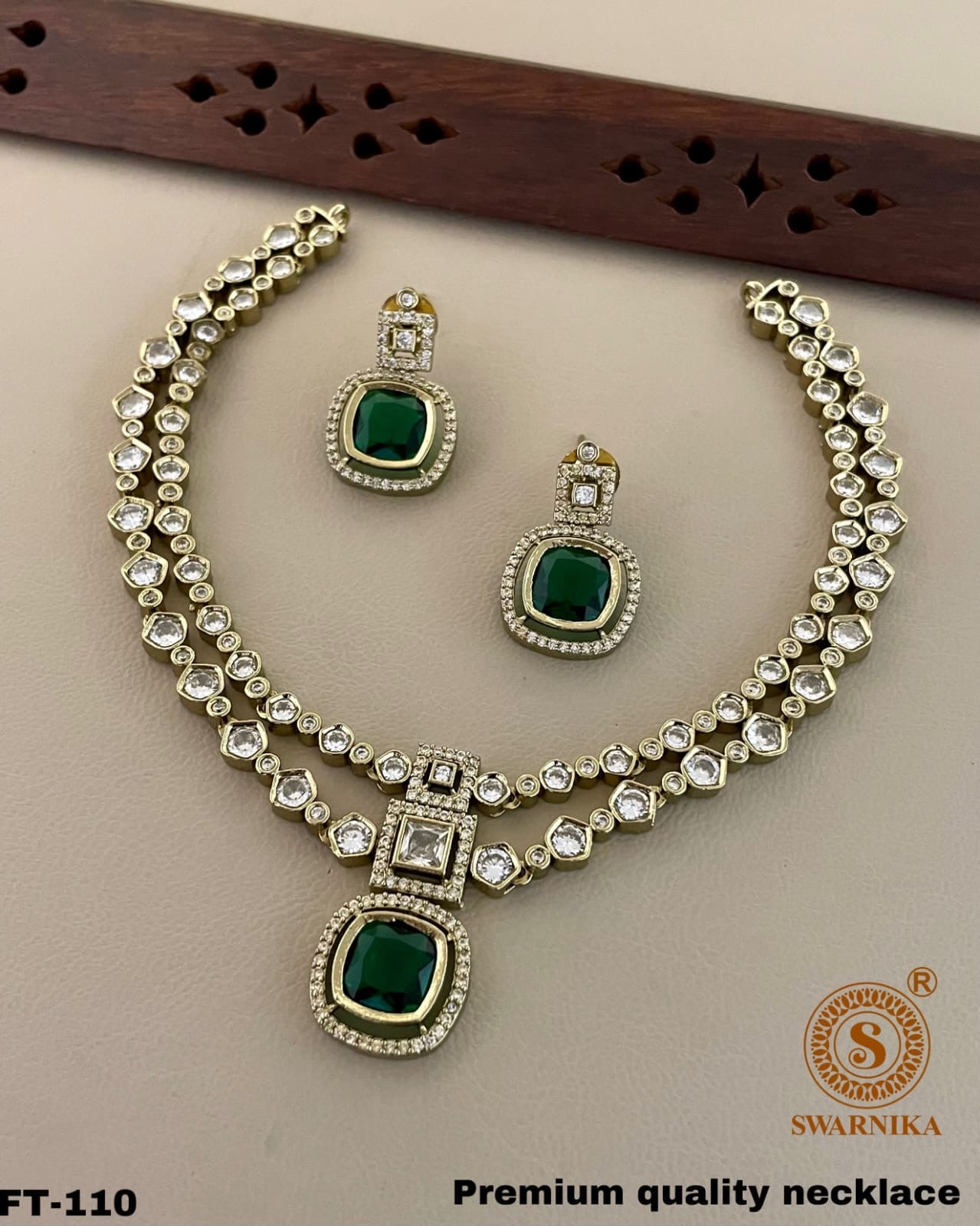 Victoria Two layer Necklace