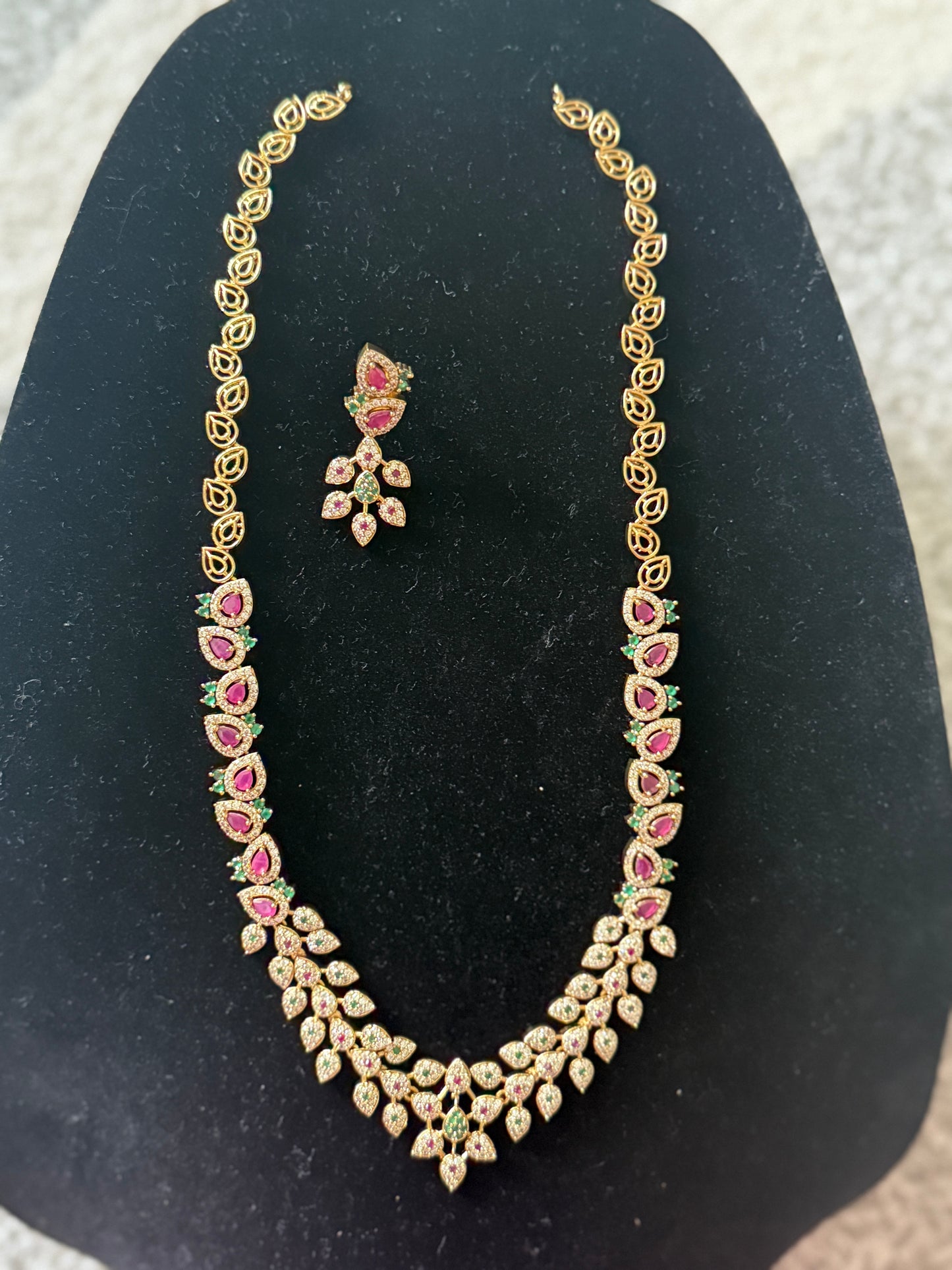 Gold & Ruby Floral Necklace Set