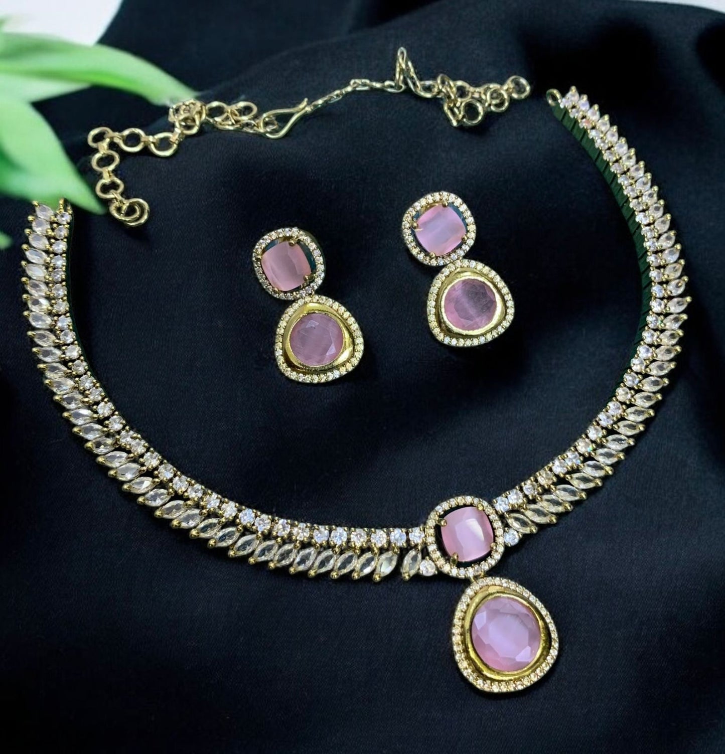Elegant Gold & Pink Stone Necklace Set